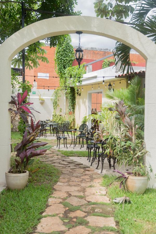 Maculan Hotel Valladolid  Bagian luar foto