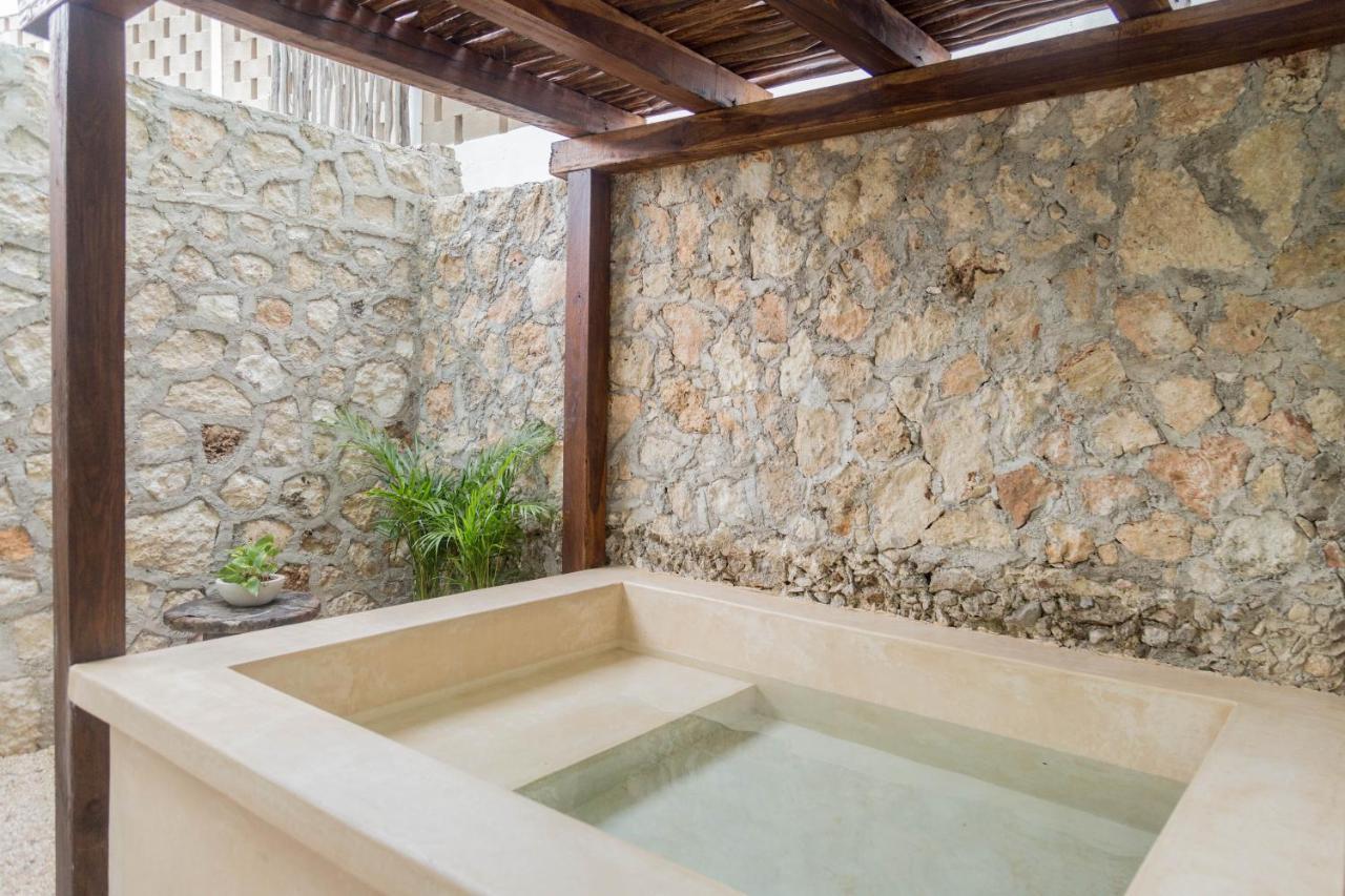 Maculan Hotel Valladolid  Bagian luar foto
